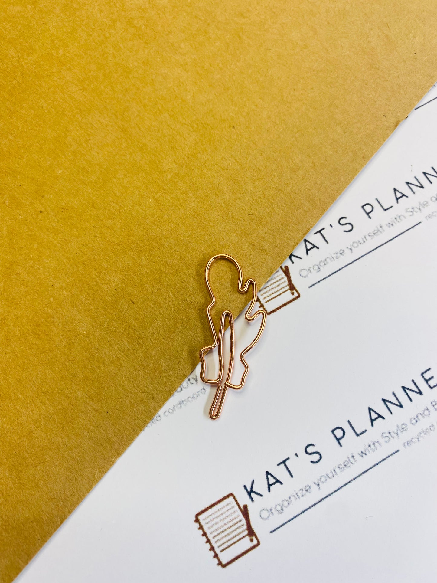 PLUMA Paper Clips