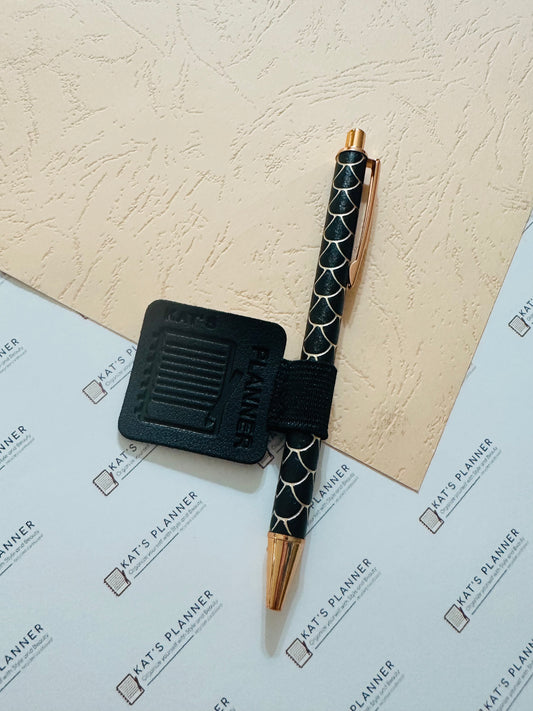 Pen Loop READING Collection October 2025