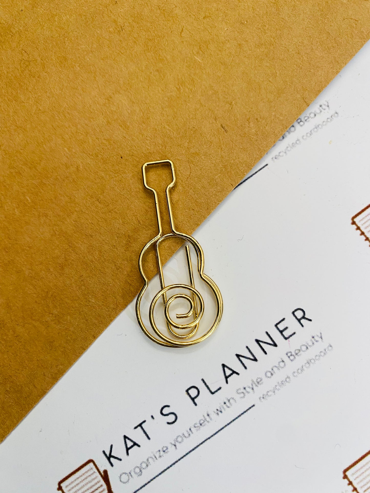 GUITARRA Paper Clip