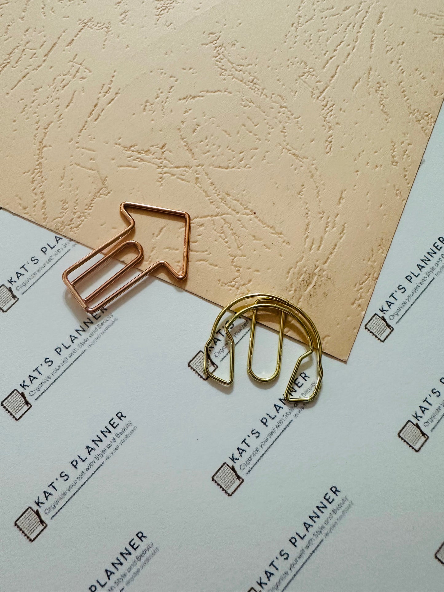 Paper Clips Set of 4 - READING Collection October 2025