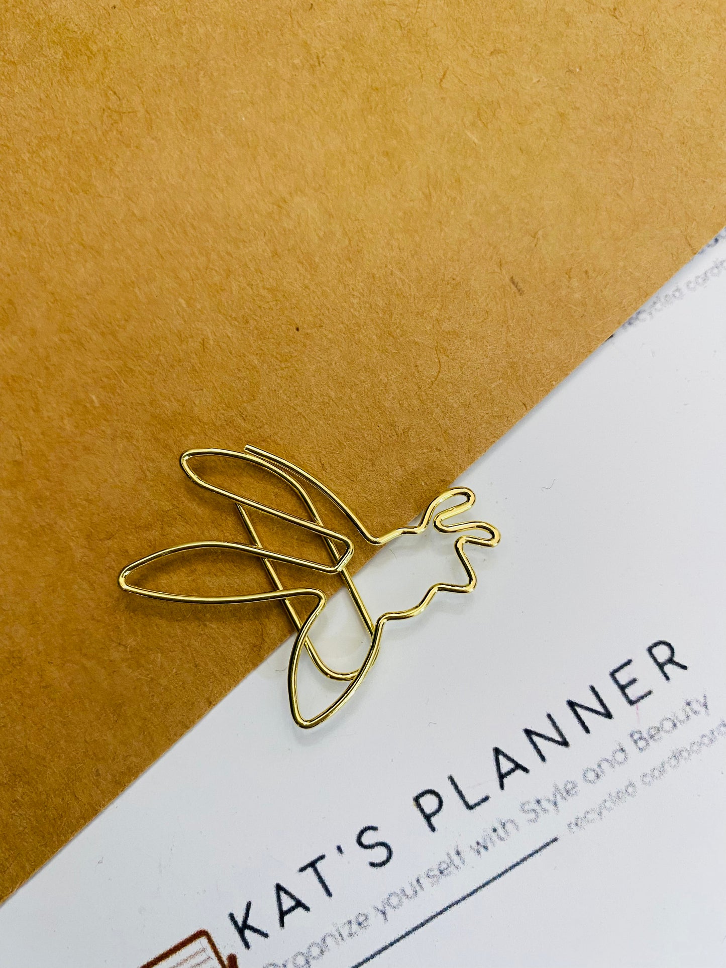 ABEJA Paper Clip