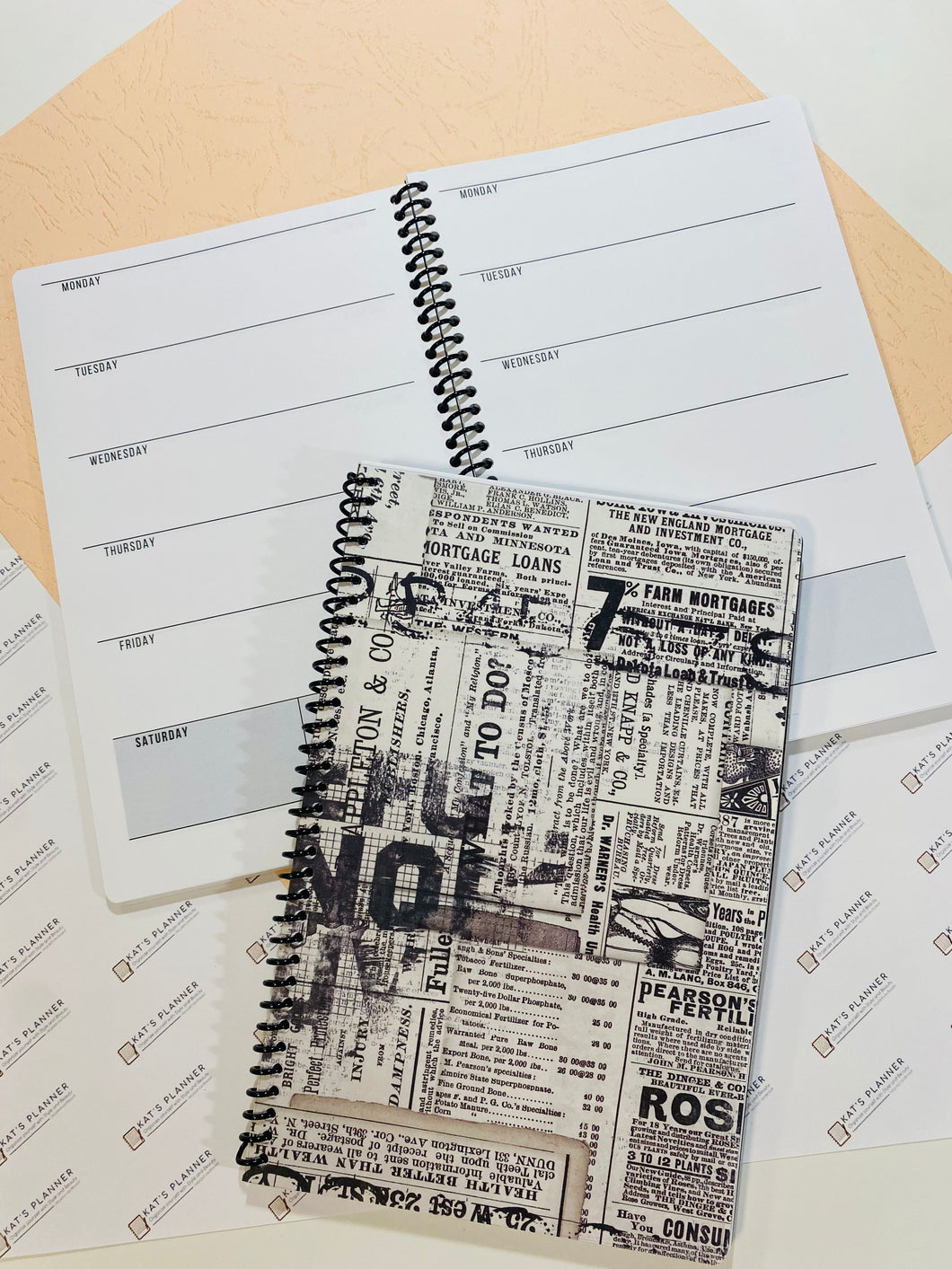 WEEKLY Planner - Notebook - Newspaper 2