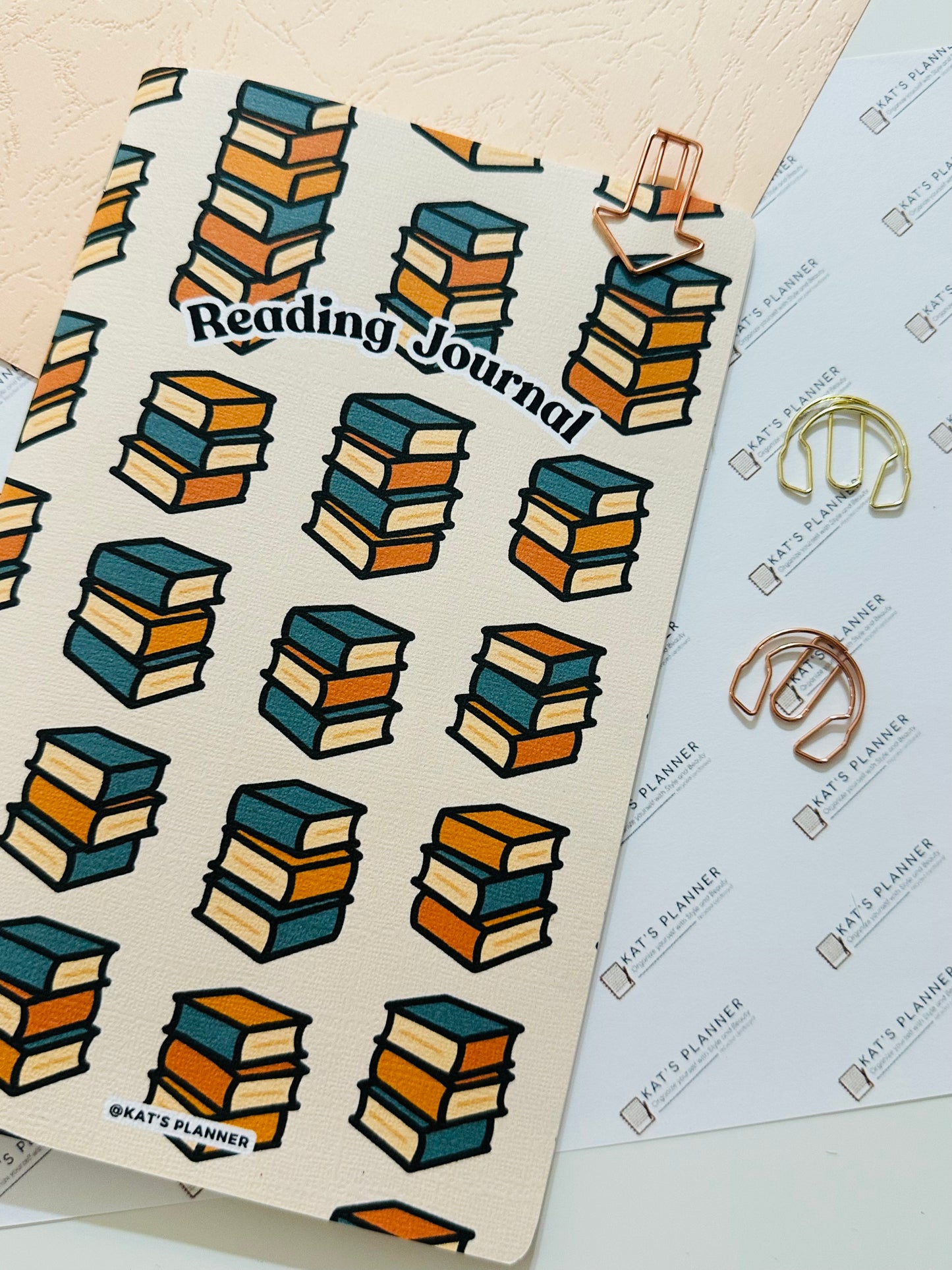 Paper Clips Set of 4 - READING Collection October 2025