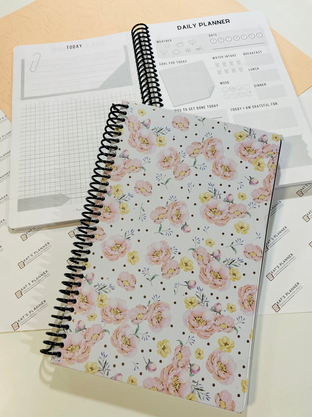 DAILY Planner - Notebook - Pink Flowers